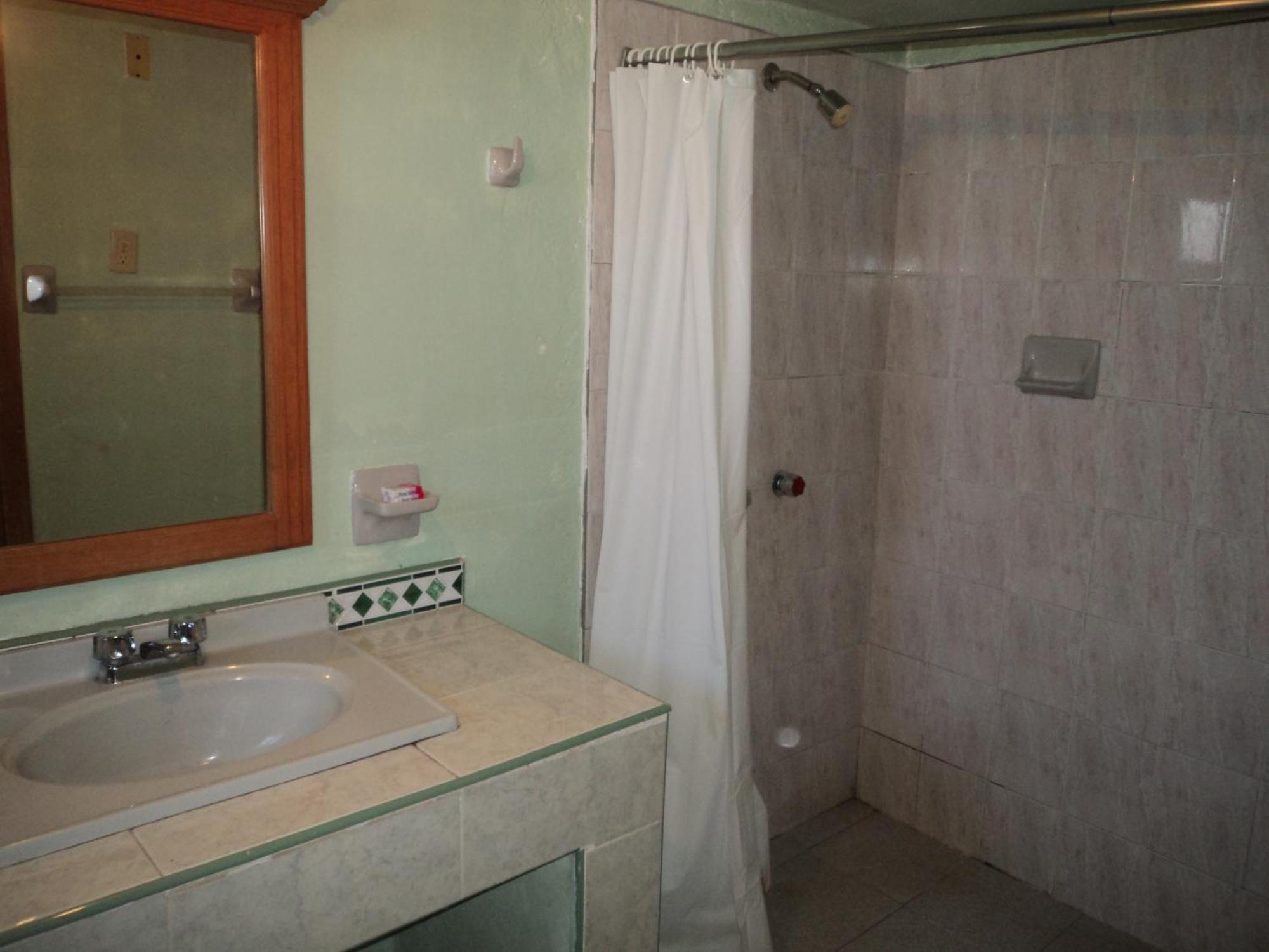 Cabanas Montebello Inn Creel Δωμάτιο φωτογραφία