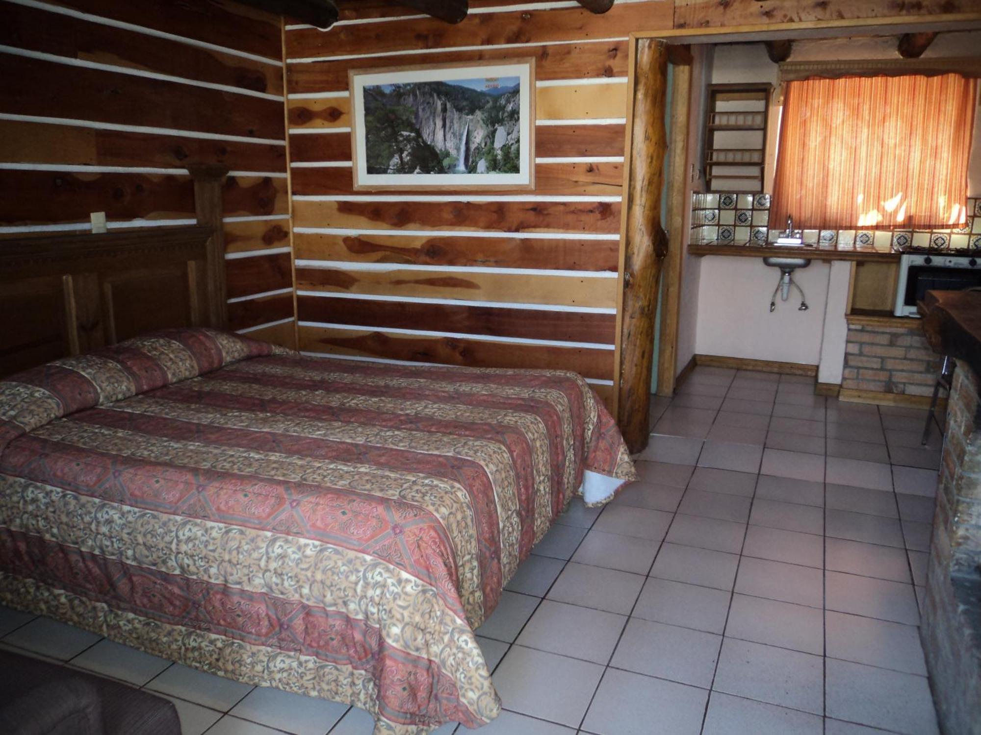 Cabanas Montebello Inn Creel Εξωτερικό φωτογραφία