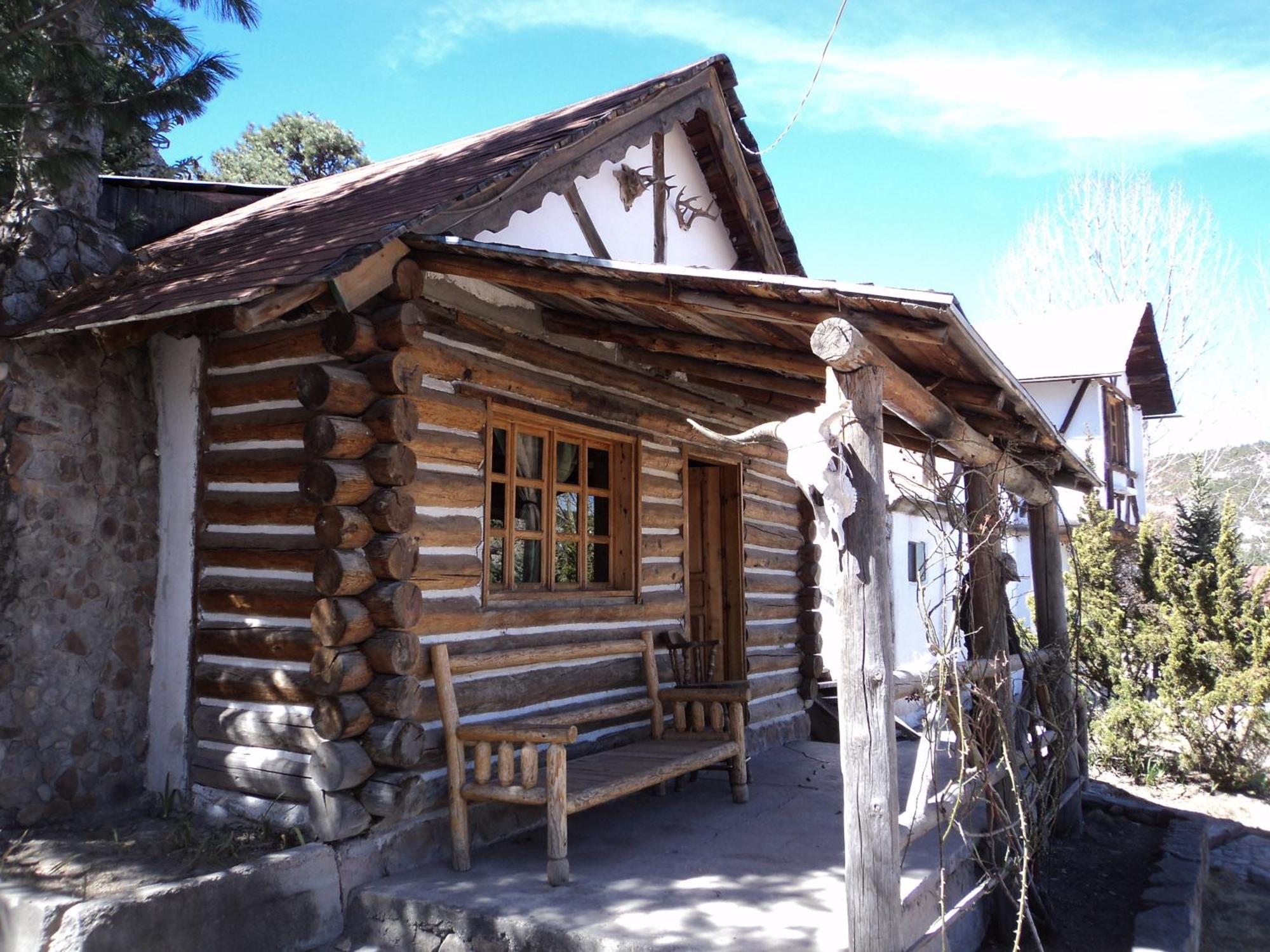 Cabanas Montebello Inn Creel Εξωτερικό φωτογραφία